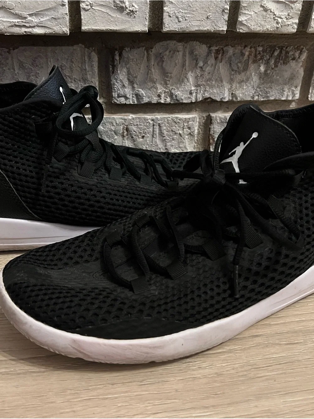 Jordan Men’s Black and White Lightweight Basketball Sneakers